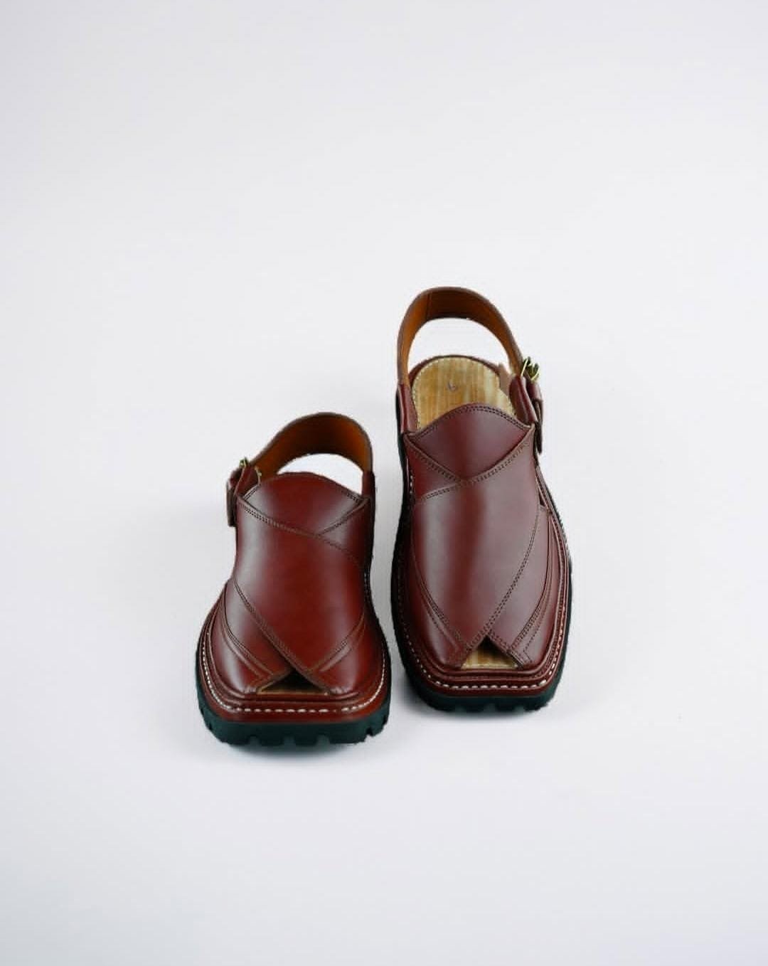 Men's Classic Brown Leather Peshawari Chappal